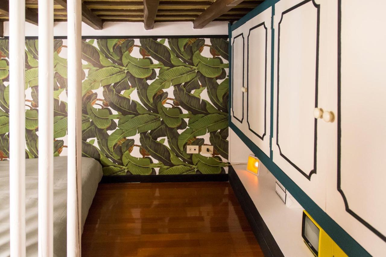 Trasteverehome - Central Monserrato House With Balcony Рим Экстерьер фото